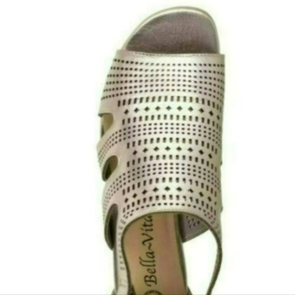 Bella Vita Quinby Chop Out Wedge Sandals 8 - Picture 5 of 7